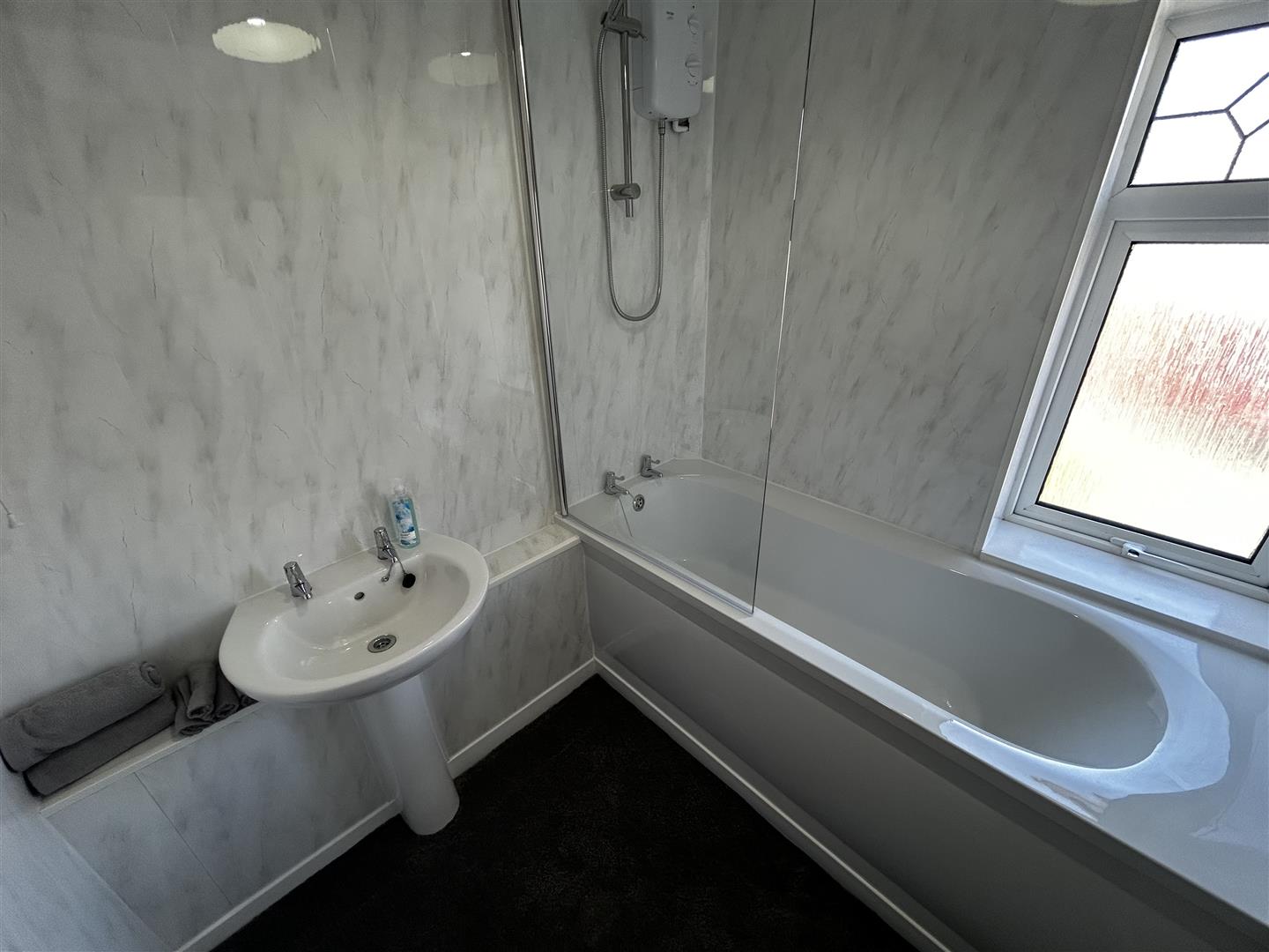 Fourth Avenue, Clase, Swansea, SA6 7LU